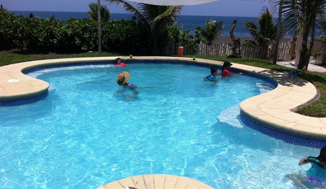 A family/friendly place to Rest and Enjoy the Sun in Monterrico Beach