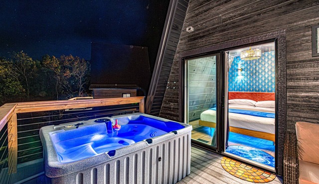 Adults-Only 2BR A-Frame | Hot Tub + Steam