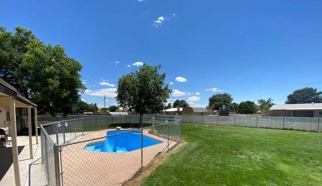 Affordable Getaway with a POOL and the Perks