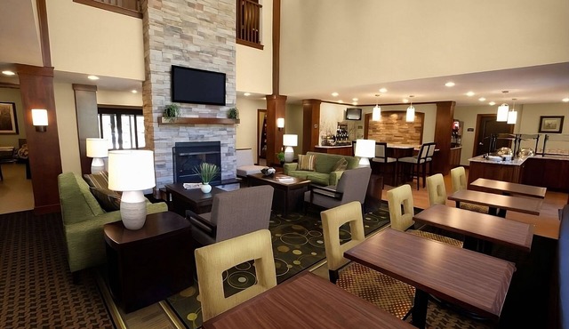 Affordable Stay Close to Texas Lottery Plaza! FREE Breakfast, Pets Allowed!