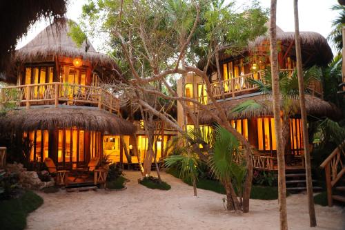 Alaya Beachfront Tulum Hotel