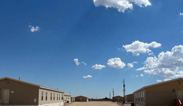 All your Workforce Housing Needs-Extended stay, nightly, weekly, & monthly stay.