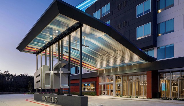 Aloft by Marriott Shenandoah Woodlands Area