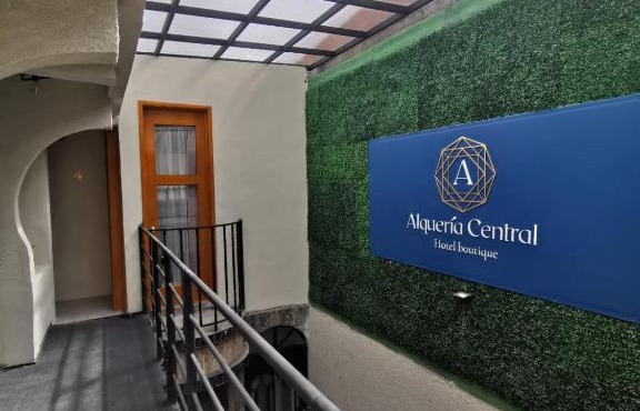 Alquería Central hotel