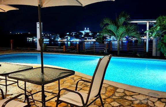 APARTHOTEL VISTA LAGO
