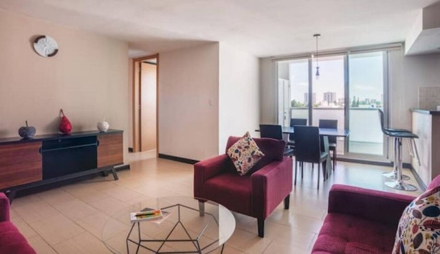 Apartment in a trendy & safe upcoming neighborhood