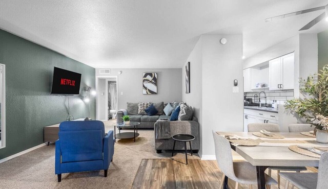 Arlington 3BR | AT&T, Globe Life, 6 Flags, Parking
