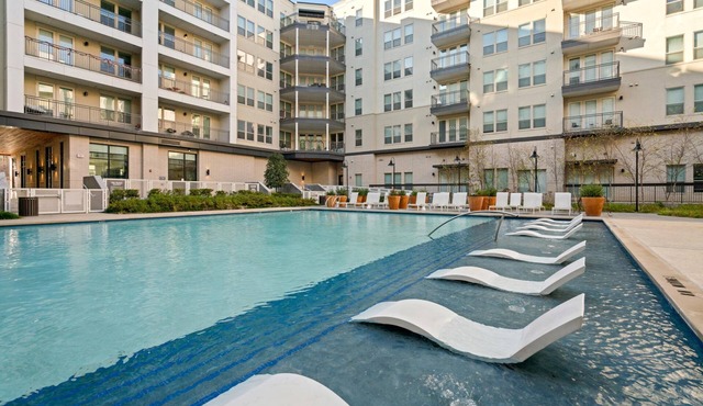 Arlington Stylish 2BD 2BA Apartment