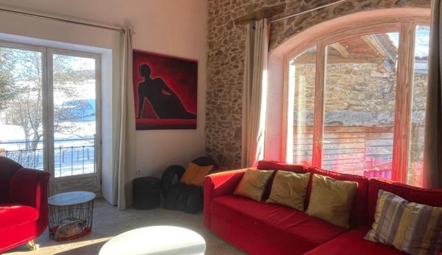 Authentic & charming dans les Monts du Lyonnais, animaux acceptés in Larajasse