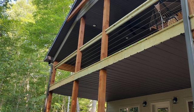 Barn Hollow Hideaway on the Jack's Fork River in Mtn. View, MO in Mountain View