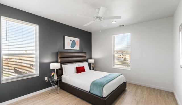 Barsala l Spacious 1BD with Coworking Spaces