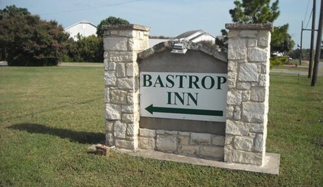 Bastrop Inn