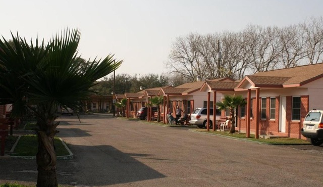 Bayfront Cottages