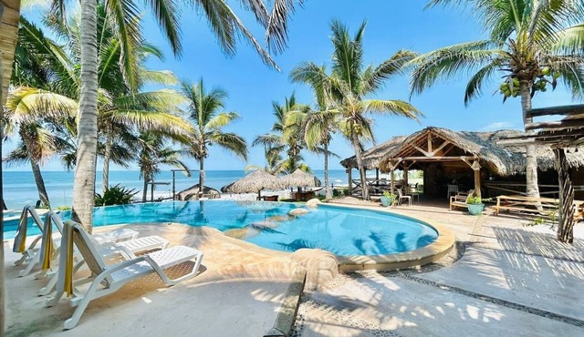 Beachfront Perfect Getaway By Partner Host