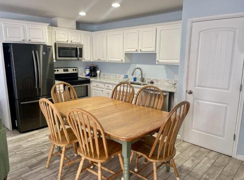 Beachgate Condo Suites and Hotel 516 - 517a - 517b condo