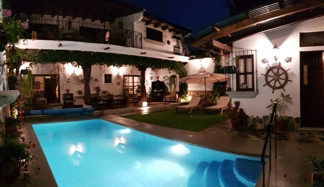 BEAUTIFUL AND CHARMING COLONIAL HOUSE WITH PRIVATE POOL IN ANTIGUA, GUATEMALA