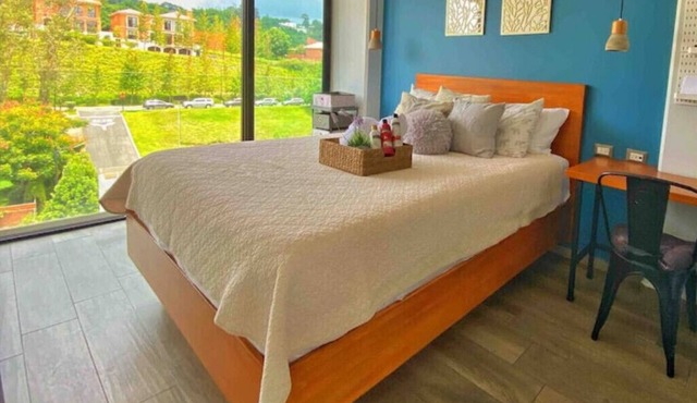 Beautiful Apartment in Cayala - Spa, LapPool +