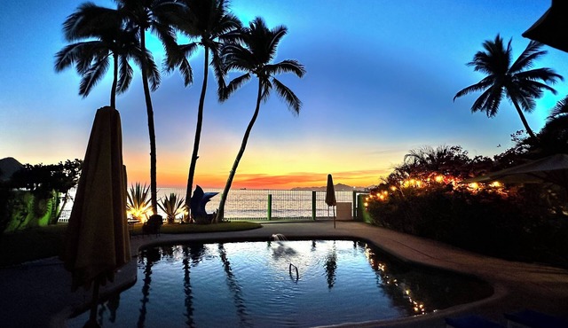 Beautiful Beach Villa in Manzinillo Colima with 5 king Bedrooms & Seven Bathroom