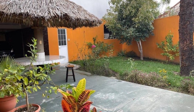 Beautiful house 20 minutes from the airport and 5 minutes from Mundo Petapa Park