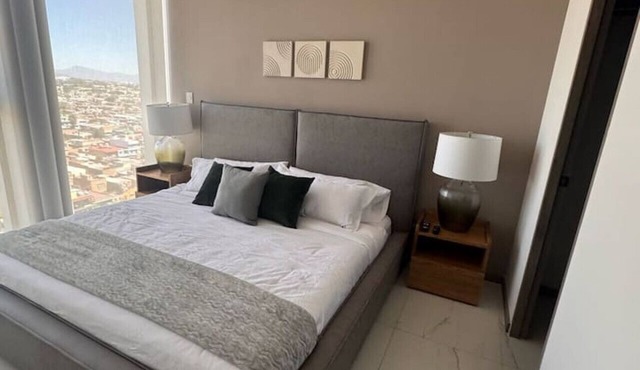 Beautiful Luxury Apartment Near Andares!