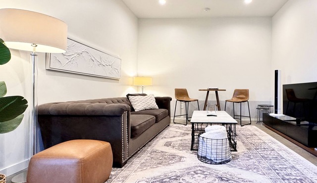 Best Location @ Downtown Bentonville, 1BD, 1BA