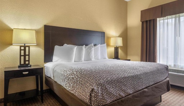 Best Western Bastrop Pines Inn