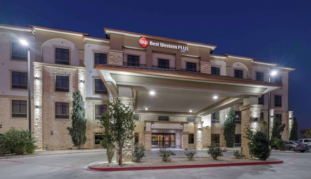 Best Western Plus Midland Suites