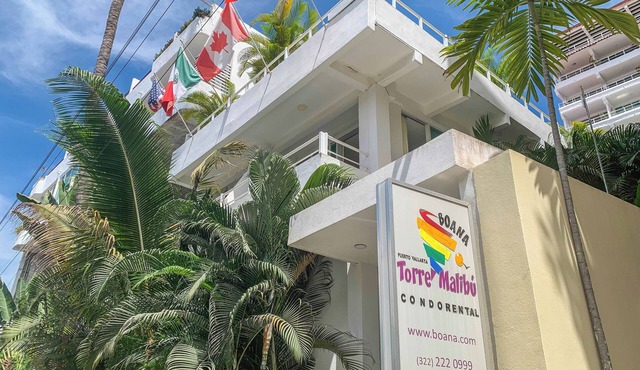 Boana Torre Malibu #001 , street view romantic zone