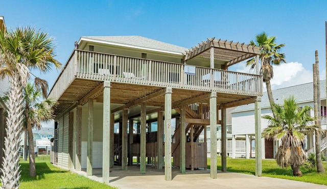 Buccaneer's Landing - Spacious, Sunny & Shipshape