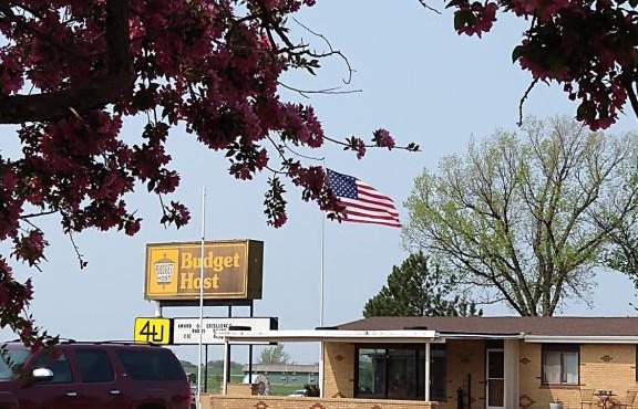 Budget Host 4U Motel