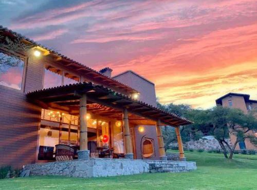 Cabaña EN Country Club Con Vista Espectacular