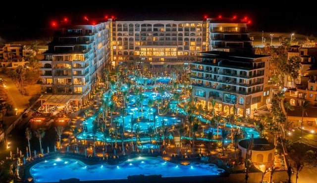 CABO HOLIDAY OCEAN FRONT Lg 1 Bed Suite at ELITE VILLA VALENCIA, DEC 20-27 ONLY