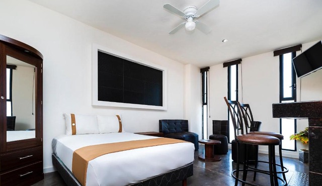 Capital O Hotel Joyma Suites, San Luis
