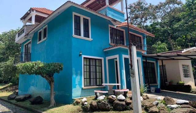 Casa 2 a 5 min del Irtra
