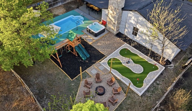 Casa Alegre: Football & Family Fun Starts Here!