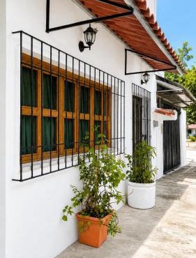 Casa Bugambilias