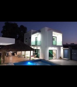 Casa con Alberca Privada en Altata