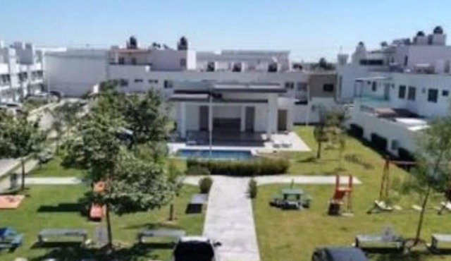 Casa coto Alta luz con alberca