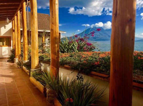 Casa de Los Angeles Lakefront Retreat with Sauna and Volcano Views