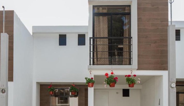 Casa EDJ