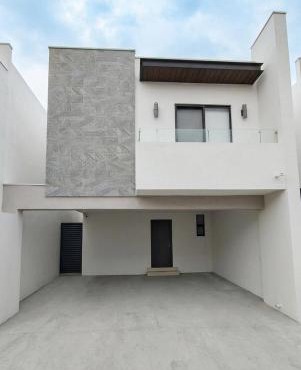 Casa Familiar de 3 habitaciones en Guadalupe BBVA FIFA
