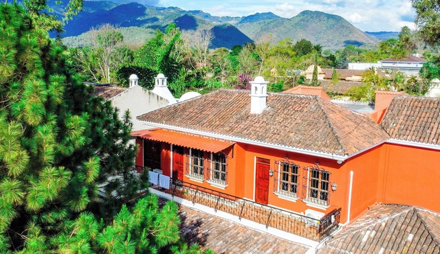 Casa Santa Margarita - 15 minutes from downtown Antigua Guatemala!