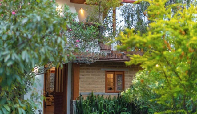 Casa Tropical Atitlán - 3 Bedroom House in garden oasis