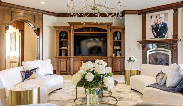 Château St. Cyr - Luxury Estate for Large Groups - Sleeps 38