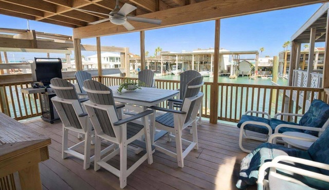 Channelfront - Dock - Fishing - Bbq - Deck 2 Bedroom Home