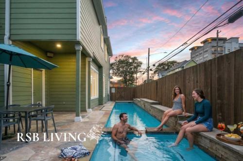 Charming 4BR Holiday Home in Houston Heights