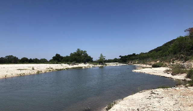 Charming Casa Rio on the Johnson Fork of the Llano River