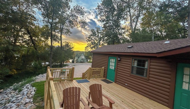 Classic Disney Fort Wilderness Log Cabin, Main Channel Views of Lake Hamilton