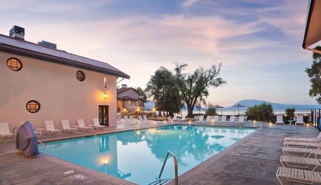 Clear Lake | Relaxing Retreat | Pool + Lake