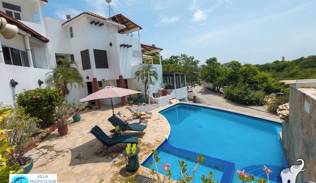 Close to Arrocito beach, ocean view condo for 2 to 6 persons.